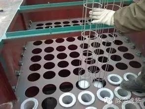 Berita Perusahaan Terbaru Tentang Langkah pemasangan untuk kantong filter dan kandang