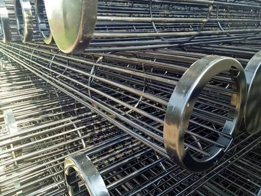 Harga yang bagus Kantong Filter Jaringan Nylon Lembar / Oval Pengumpul debu Karbon Baja Kandang on line